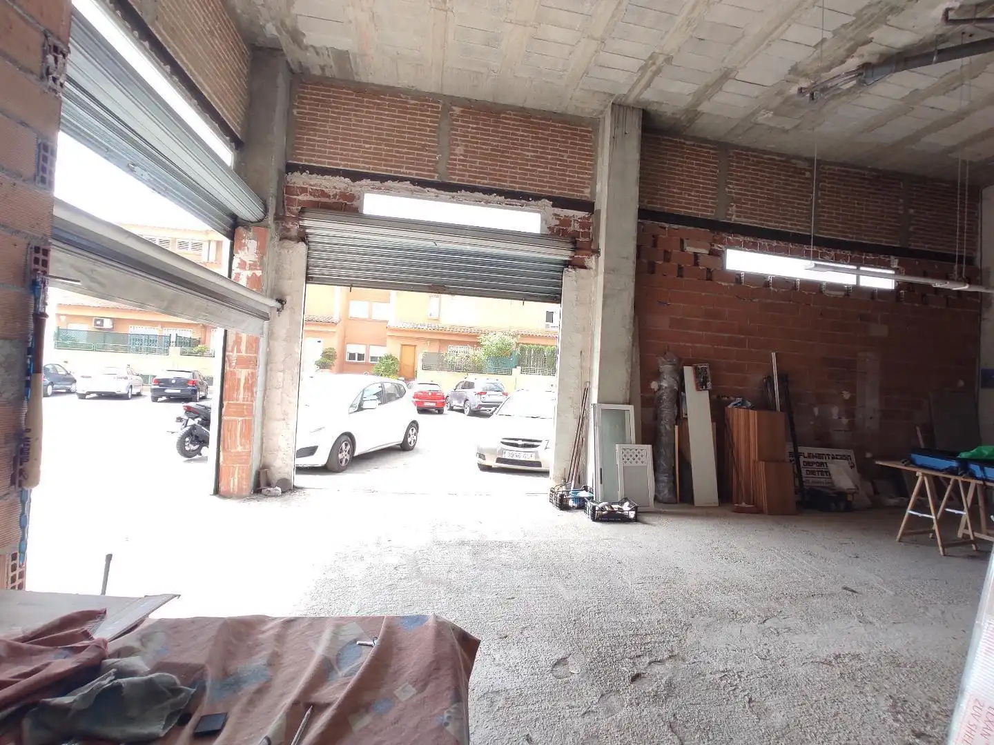 Commercial properties for sale in Ausias March
