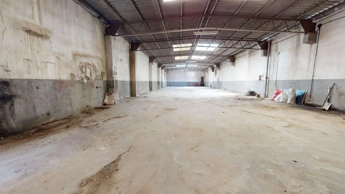 Industrial buildings for sale in Madrid