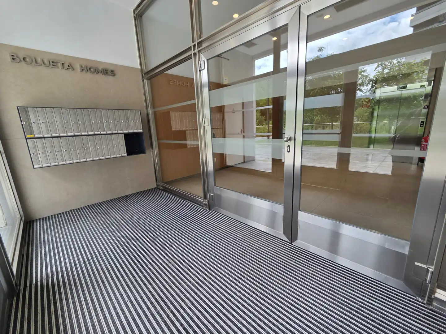 Piso en venta en Bilbao  con Calefacción, Jardín privado y Parquet