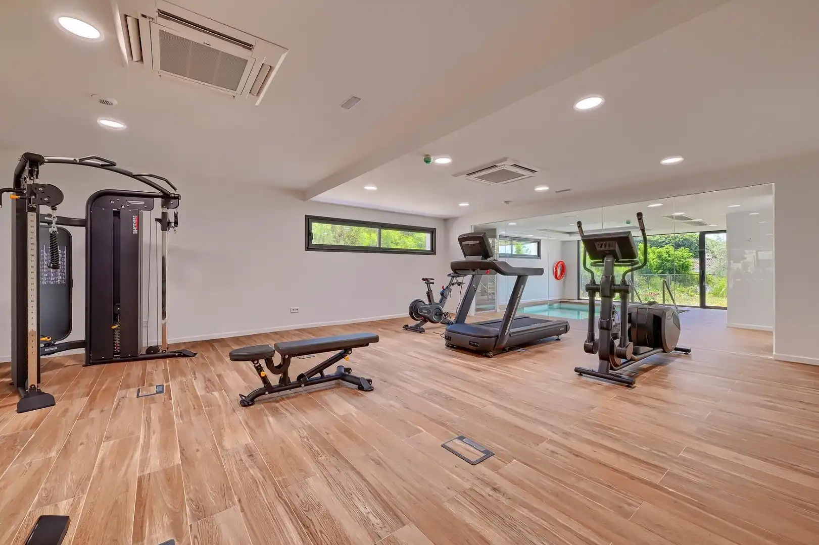 Apartments for sale in Fuengirola  with Air Conditioner, Terrace and Storage room