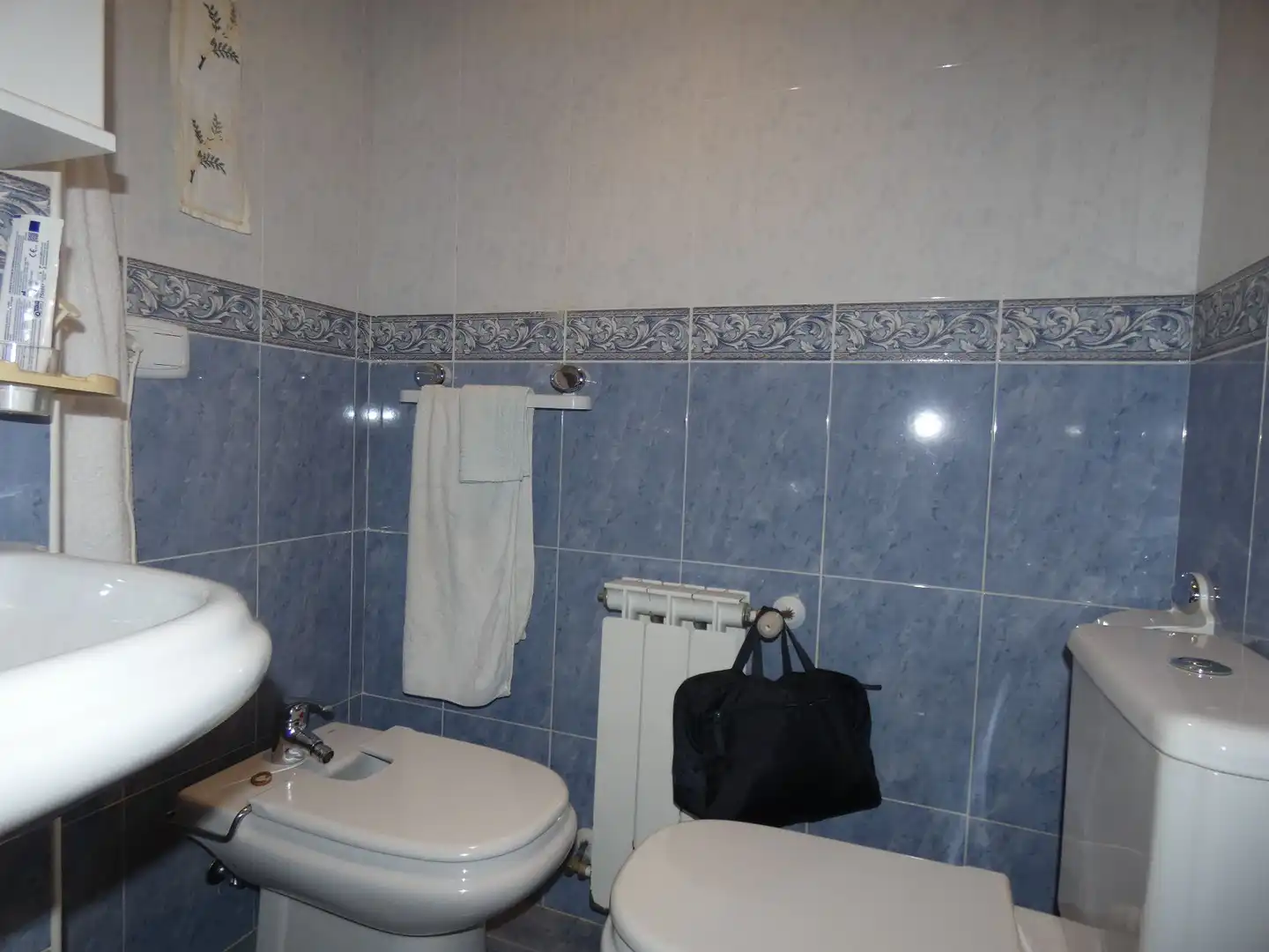Bathroom of Flat for sale in Nava