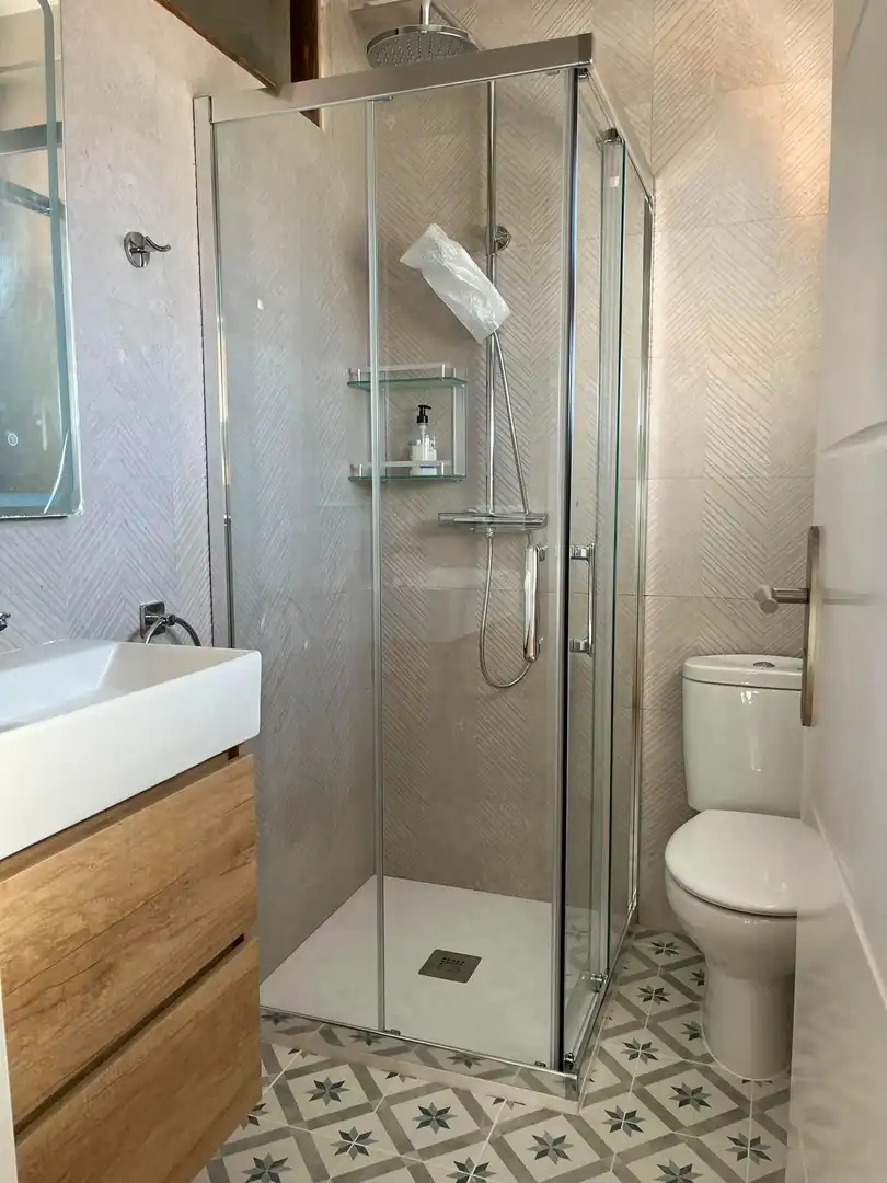 Baño de Casa o chalet de alquiler en Málaga con Aire acondicionado, Jardín privado y Terraza
