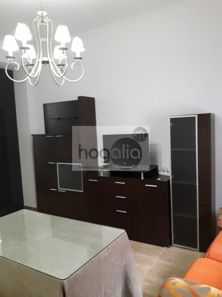 Bedroom of Planta baja to rent in  Sevilla Capital  with Air Conditioner and Furnished
