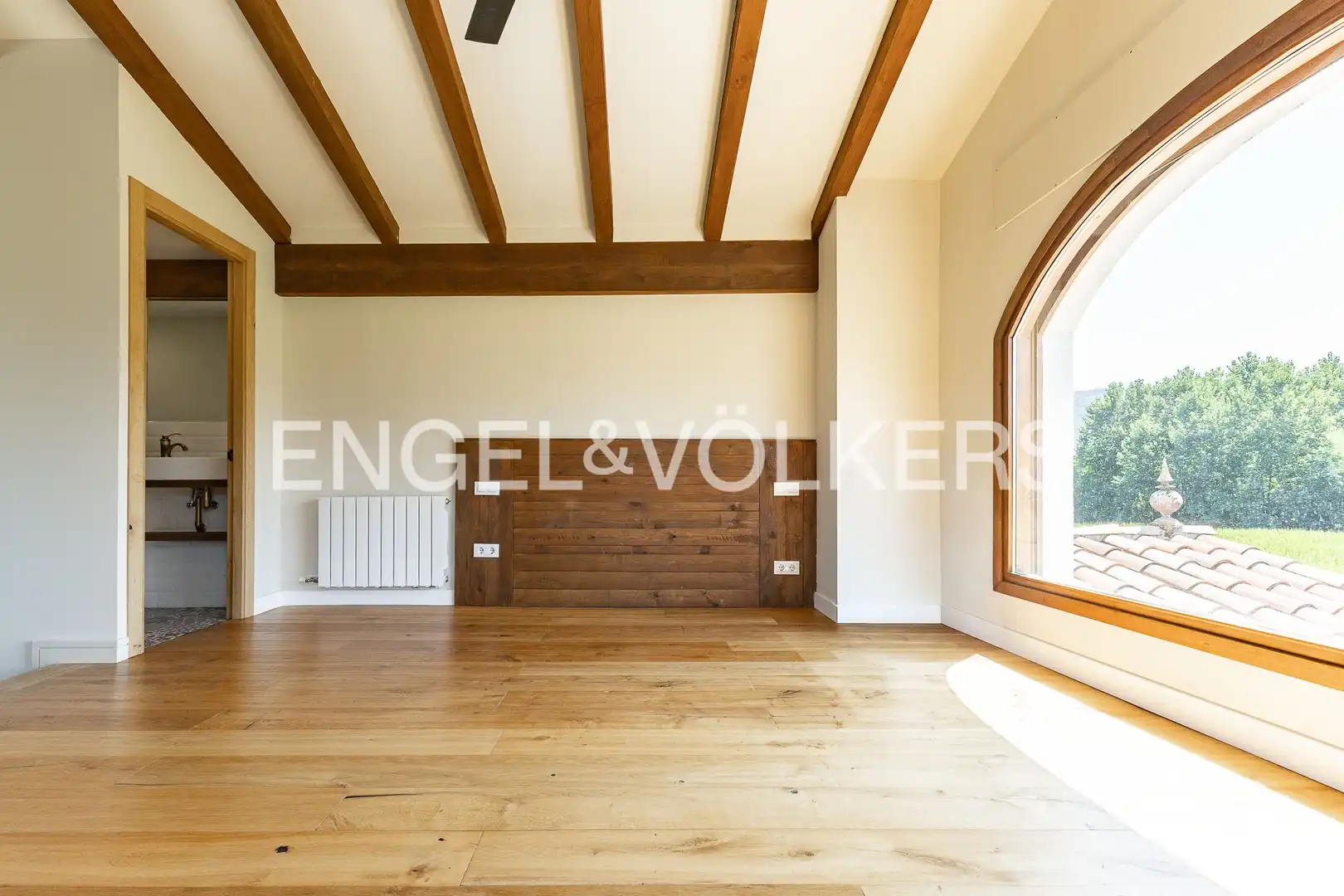 Wohnzimmer von Haus oder Chalet zum Verkauf in La Vall d'en Bas mit Heizung und Privatgarten