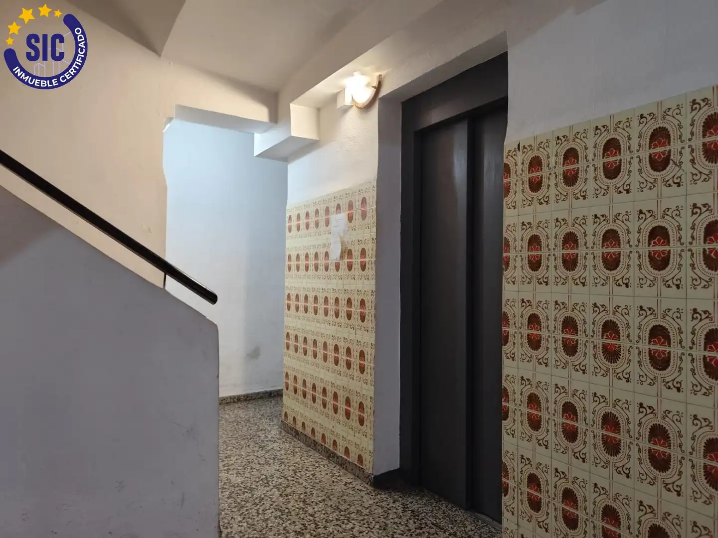 Flat for sale in Valencia  with Air Conditioner, Heating and Terrace