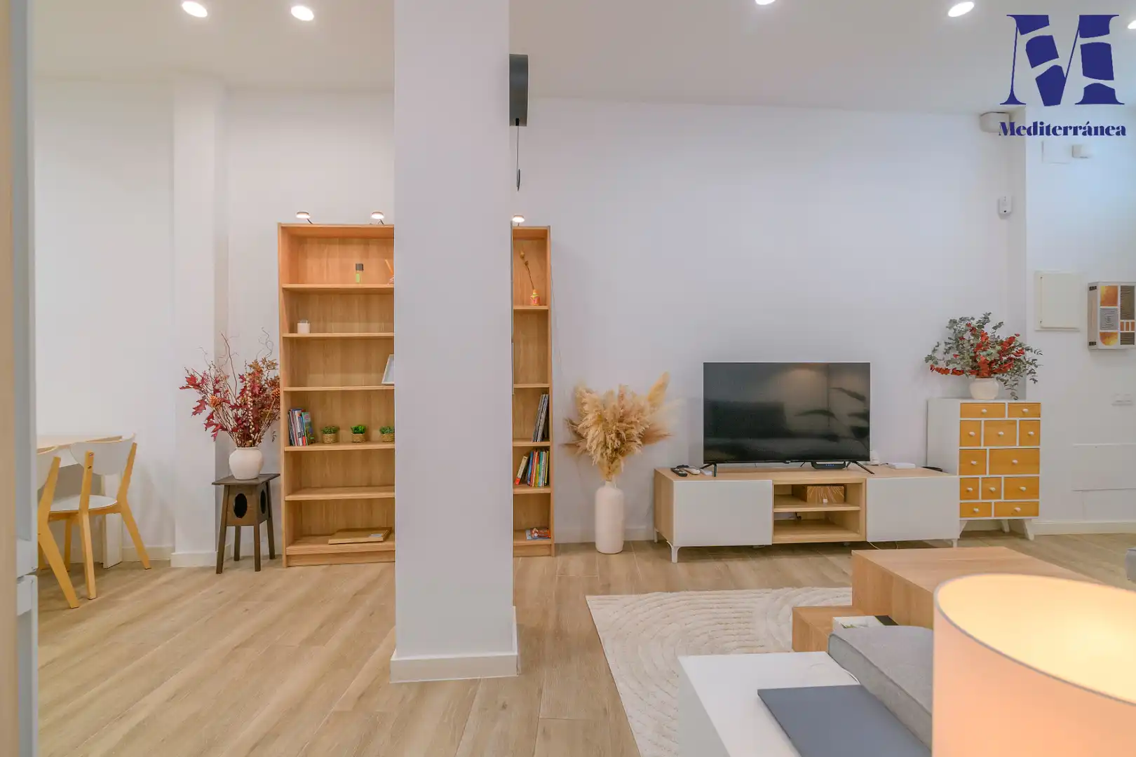 Sala d'estar de Planta baixa en venda en Vilanova i la Geltrú amb Aire condicionat, Calefacció i Parquet