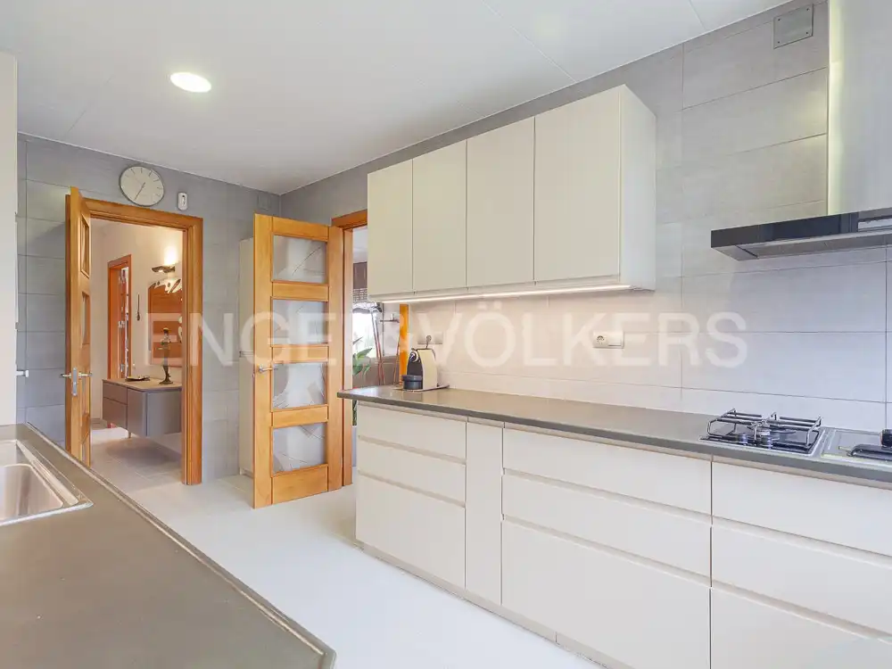 Cocina de Casa o chalet en venta en Castellnou de Bages con Calefacción, Jardín privado y Piscina