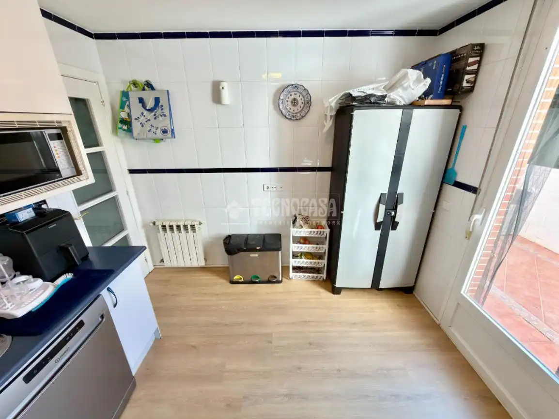 Cocina de Casa adosada en venta en Valdeaveruelo con Aire acondicionado, Calefacción y Terraza
