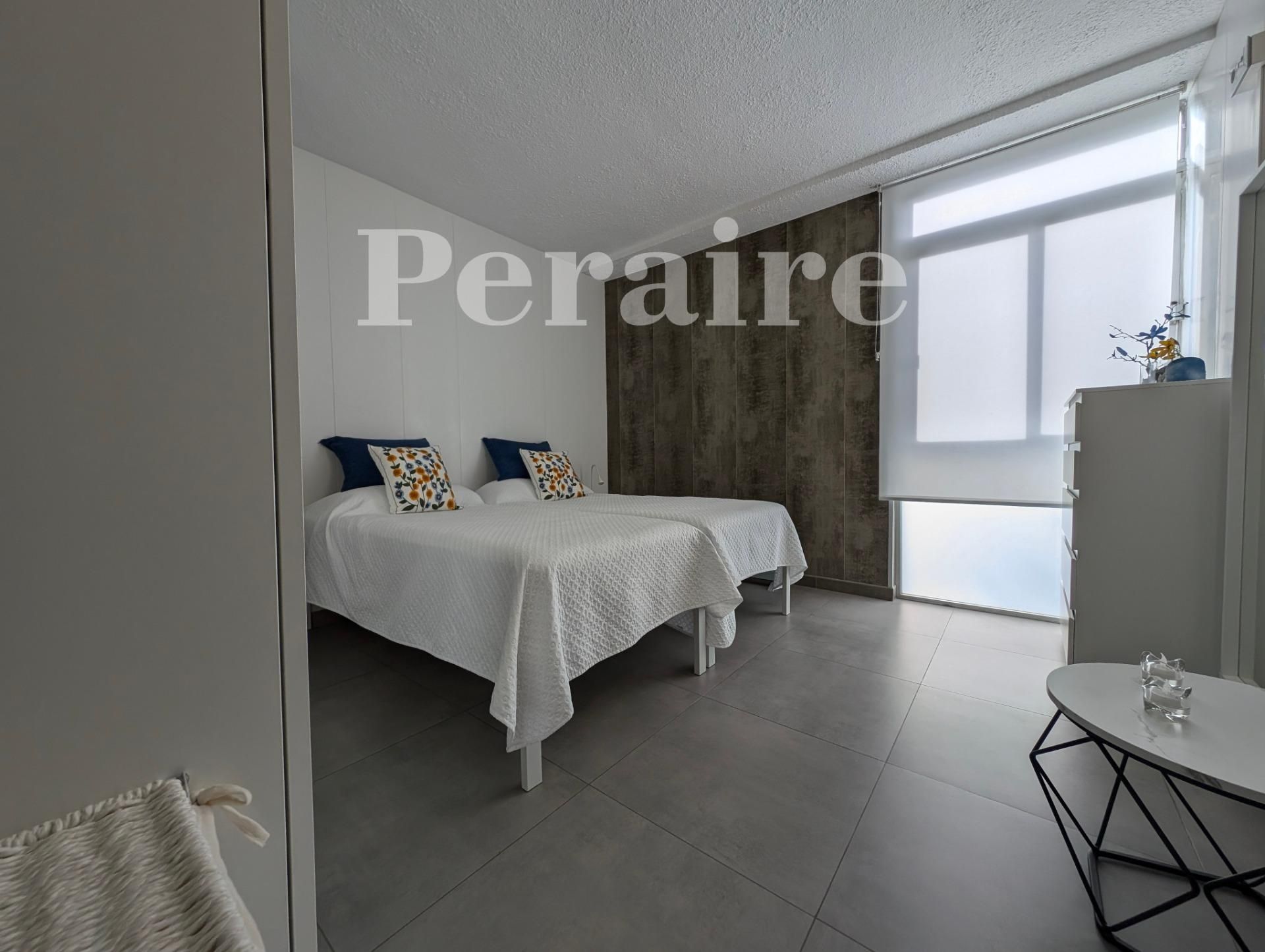 Duplex to rent in Plaza Montbau, 7, Montbau, Horta - Guinardó