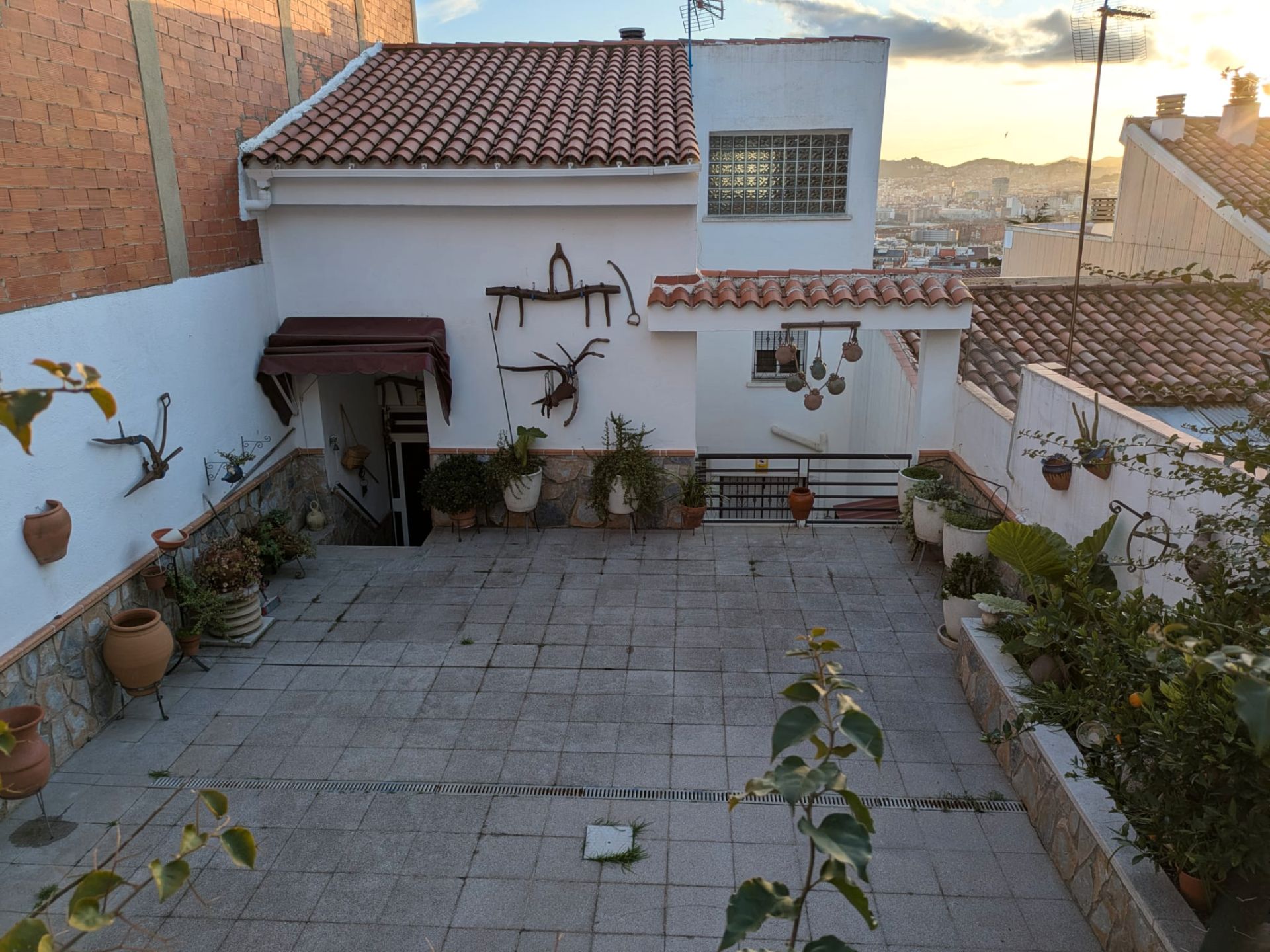 Terrassa de Casa o xalet en venda en Santa Coloma de Gramenet amb Aire condicionat, Calefacció i Terrassa