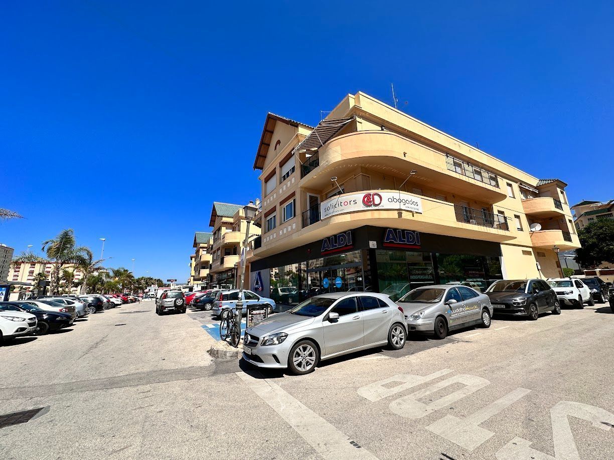 Vista exterior de Garatge en venda en Torrox