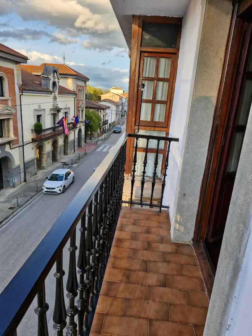 Terraza de Piso de alquiler en Valle de Mena con Calefacción, Parquet y Amueblado