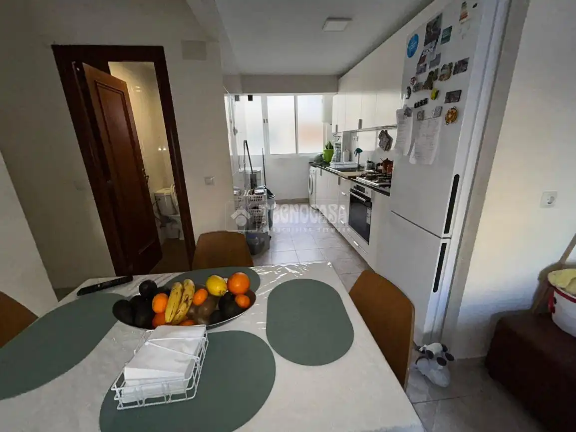 Cocina de Piso en venta en Valencia con Calefacción, Amueblado y Balcón