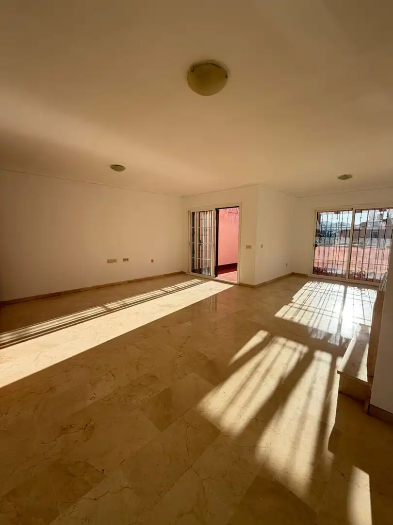 Casa adosada en venda en Mijas amb Calefacció, Jardí privat i Terrassa