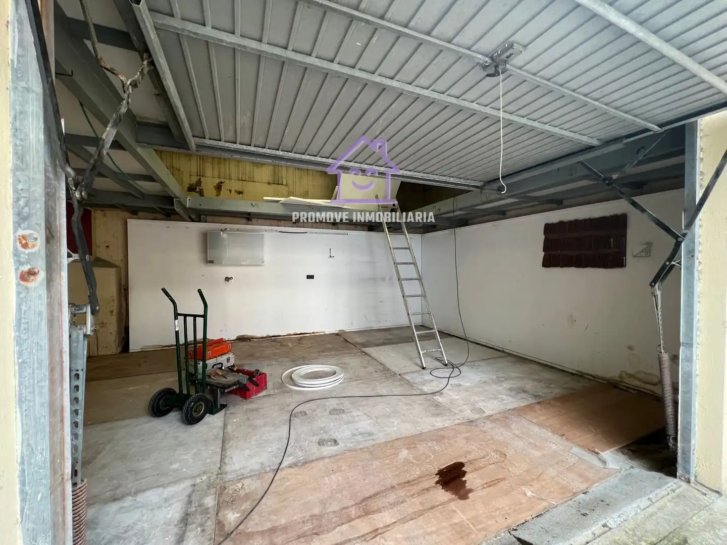 Nave industrial de alquiler en Arteixo