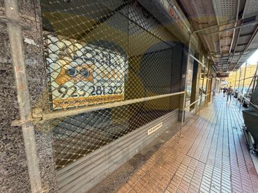 Local comercial de lloguer a Calle de Van Dyck