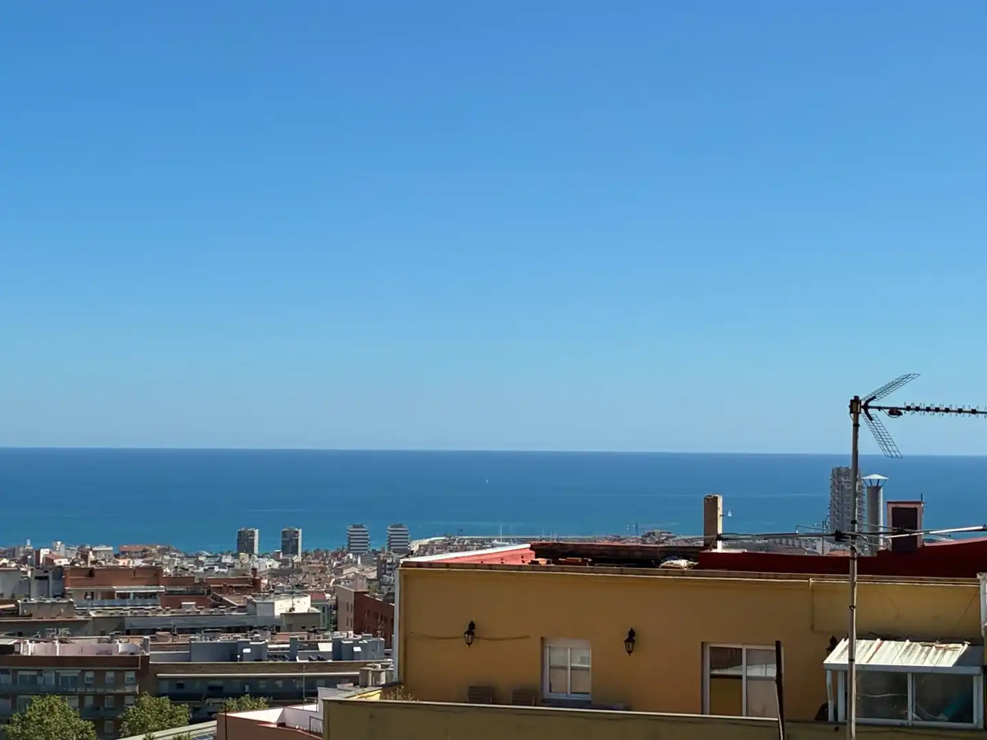 Vista exterior de Dúplex en venda en Mataró amb Terrassa, Moblat i Forn