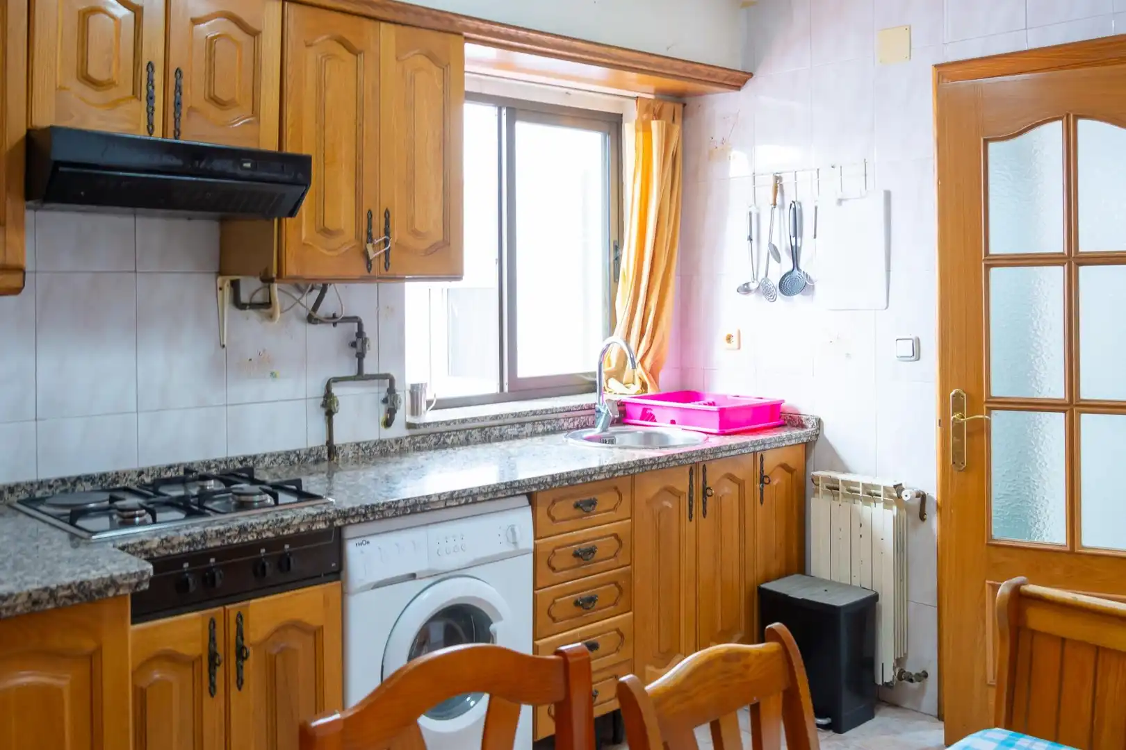 Küche von Wohnung zum Verkauf in León Capital  mit Heizung und Abstellraum