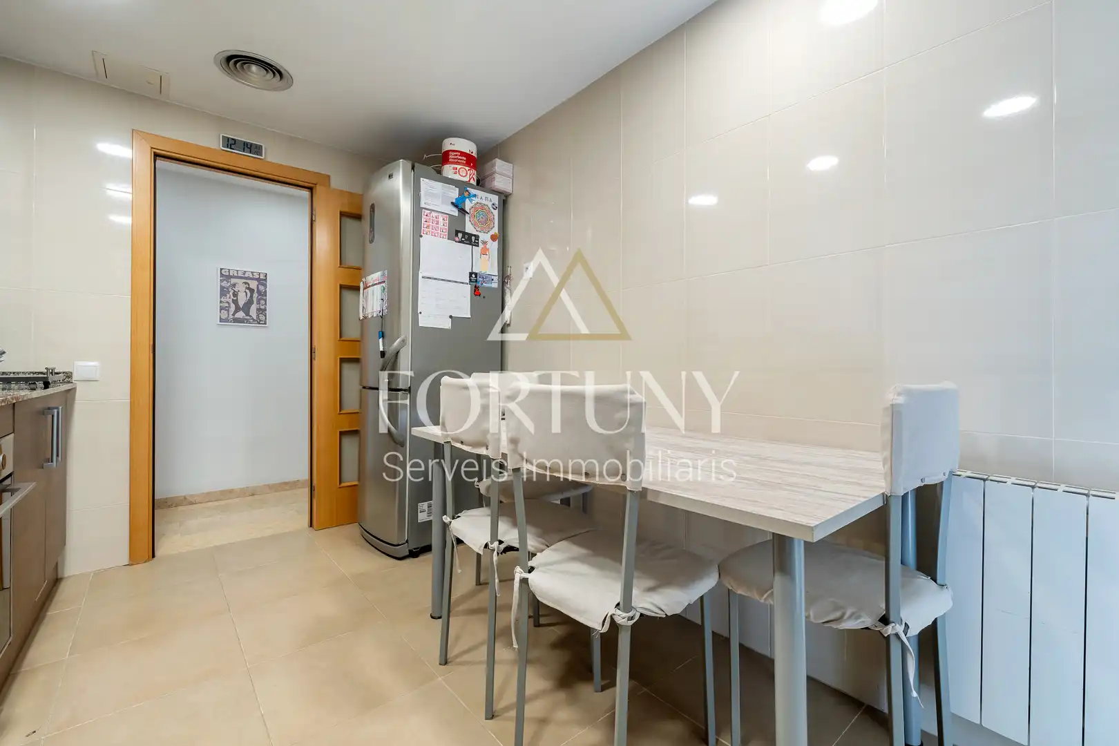 Flat for sale in Reus  with Air Conditioner, Swimming Pool and Balcony