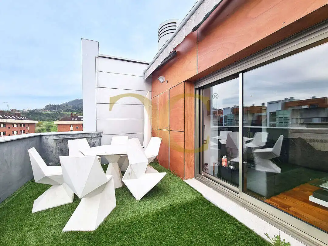 Terrasse von Maisonette zum Verkauf in Oviedo  mit Heizung, Privatgarten und Terrasse