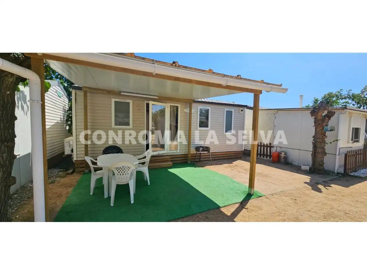 Vista exterior de Casa o chalet en venta en Malgrat de Mar con Parquet, Amueblado y Piscina comunitaria