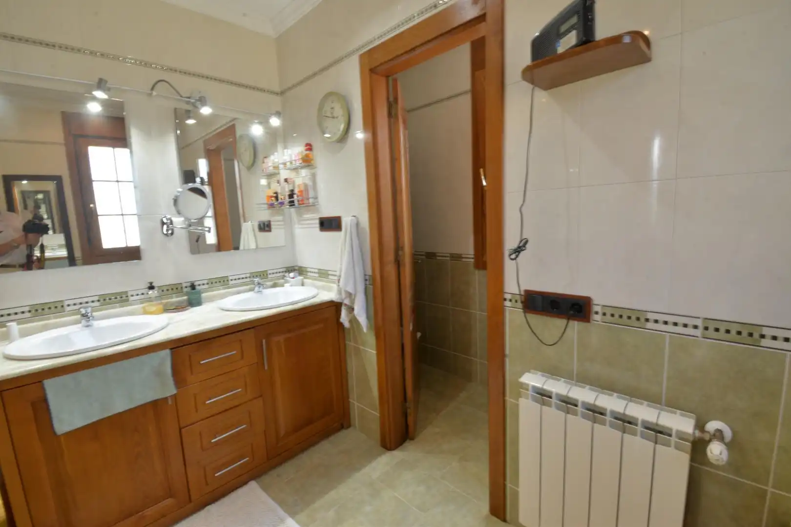 Baño de Casa o chalet en venta en Oviedo  con Calefacción, Jardín privado y Terraza