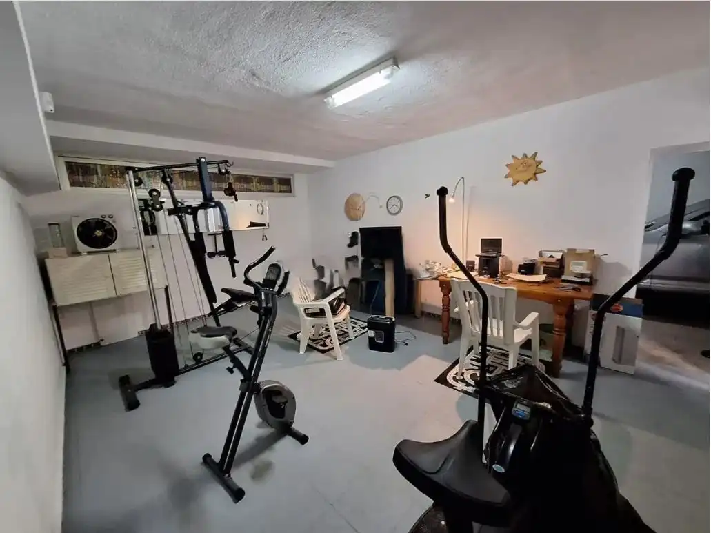 Apartamento con terraza en venta en Roentgen, imagen 39