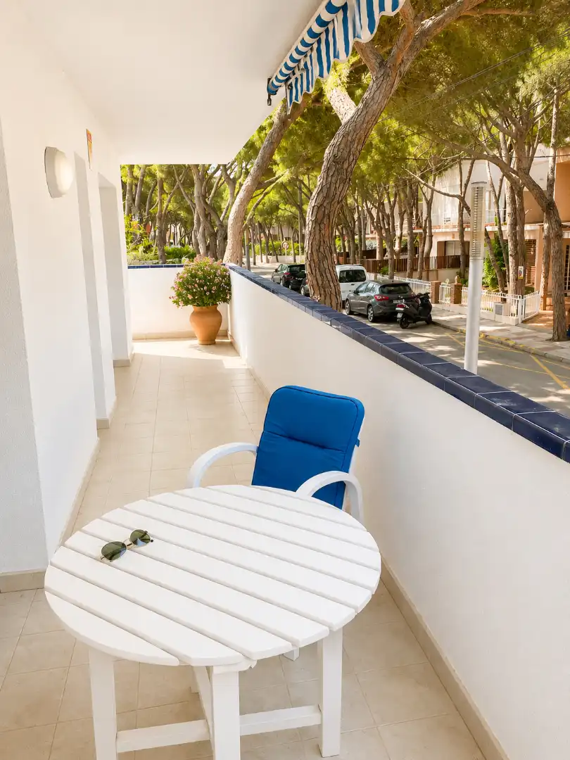 Terraza de Piso en venta en Castell d'Aro, Platja d'Aro i s'Agaró con Balcón