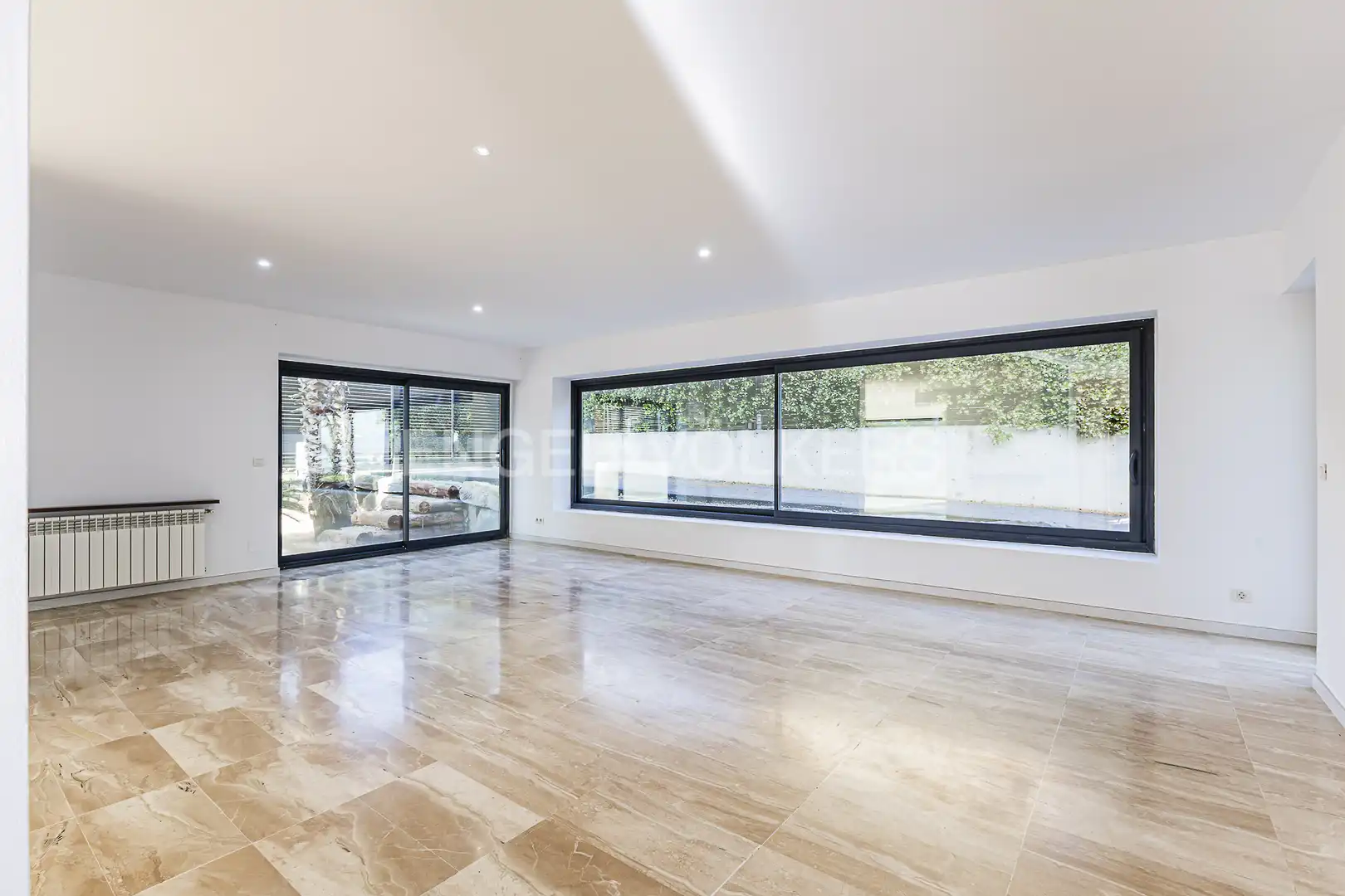 Living room of Houses for sale in Sant Cugat del Vallès  with Air Conditioner, Heating and Private garden