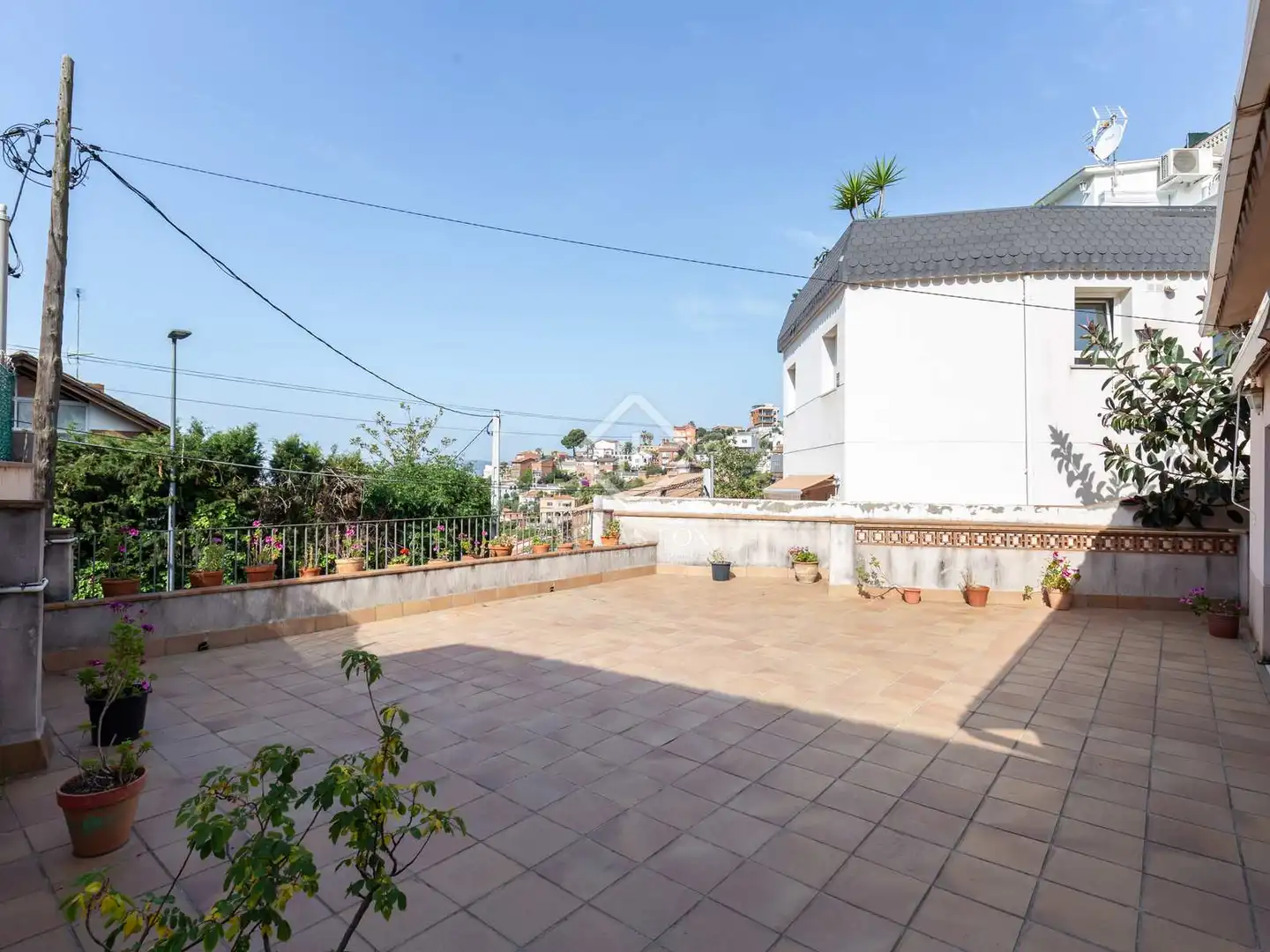 Terrassa de Casa o xalet en venda en Esplugues de Llobregat amb Calefacció, Jardí privat i Terrassa