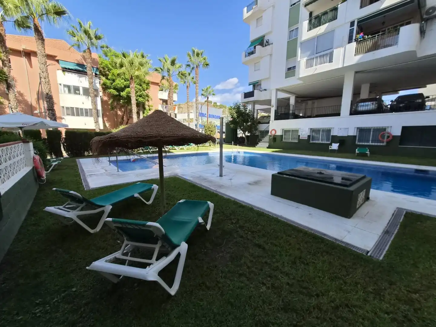 Piscina de Piso en venta en Rincón de la Victoria con Aire acondicionado, Calefacción y Terraza