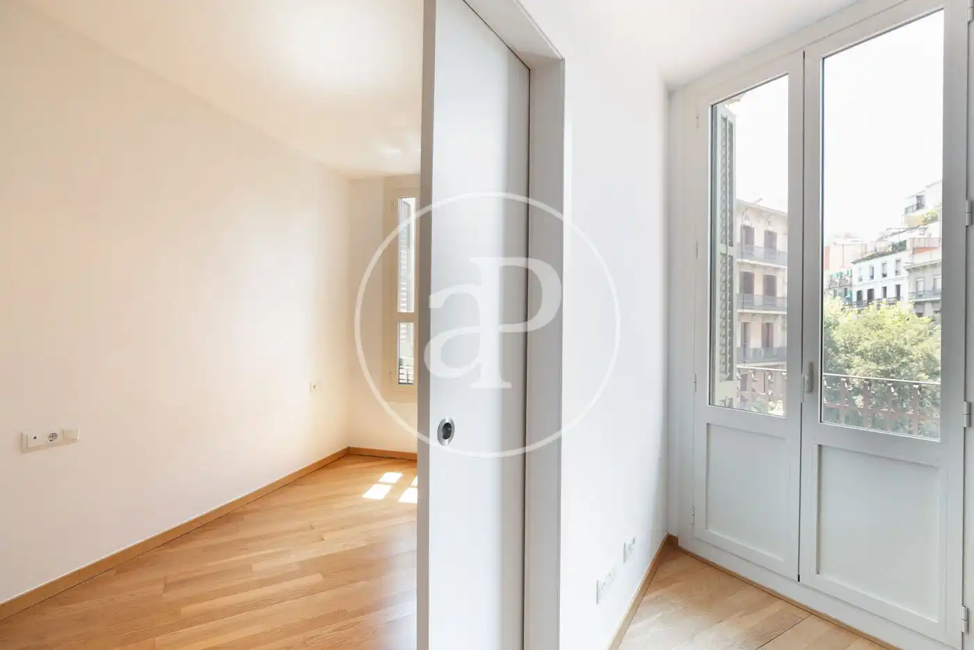 Piso en venta en Barcelona con Aire acondicionado, Calefacción y Balcón