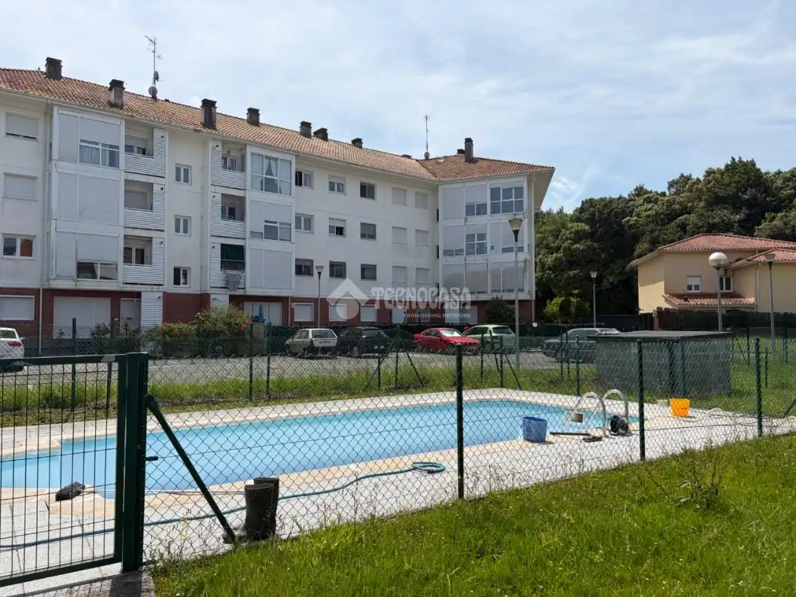 Vista exterior de Piso en venta en Arredondo con Calefacción y Piscina comunitaria