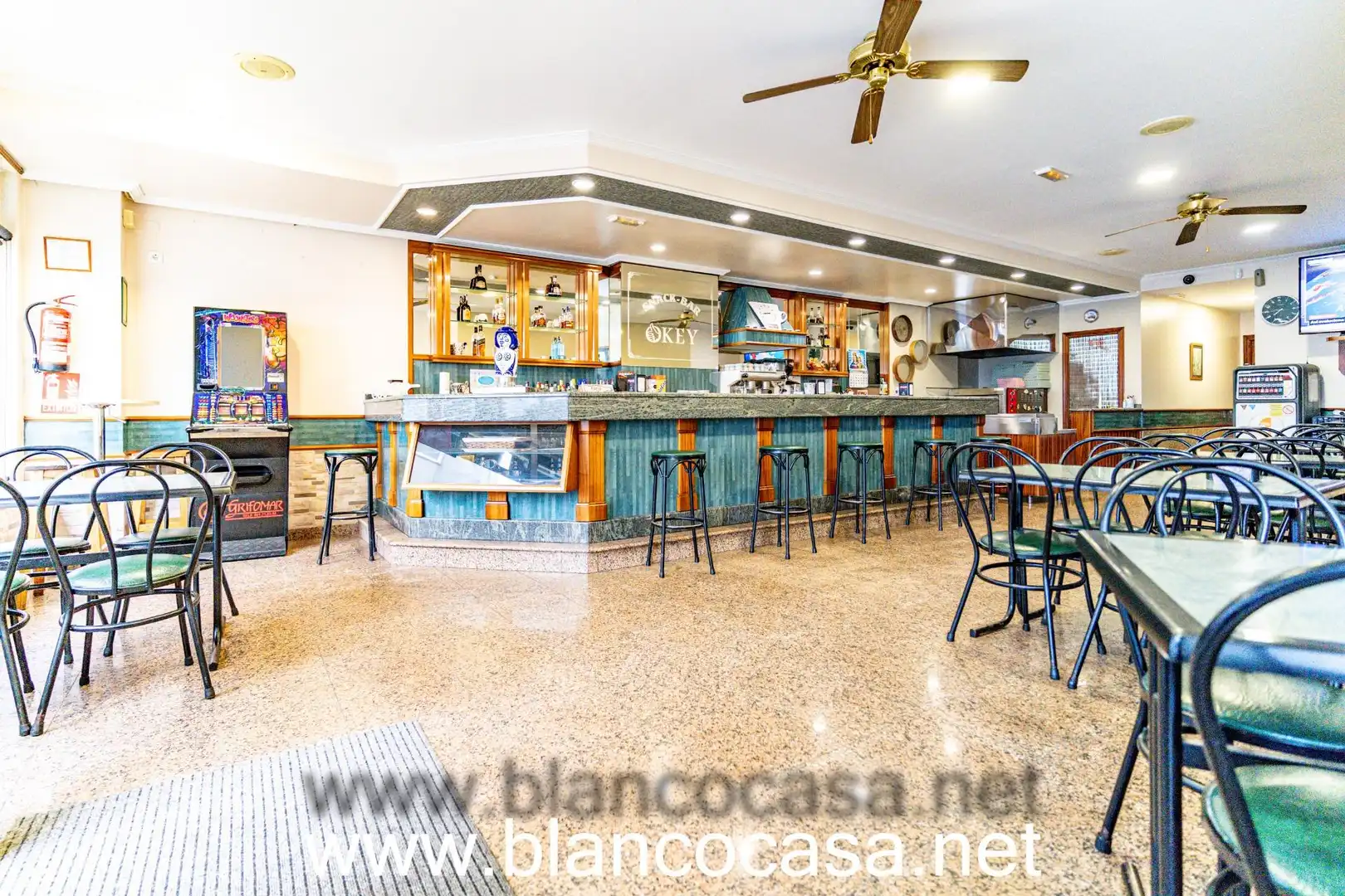 Local commercial à vendre à Carballo, imagen 2