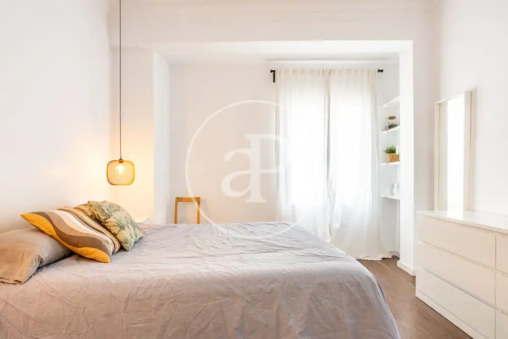 Habitación de Piso de alquiler en Valencia con Aire acondicionado, Calefacción y Amueblado