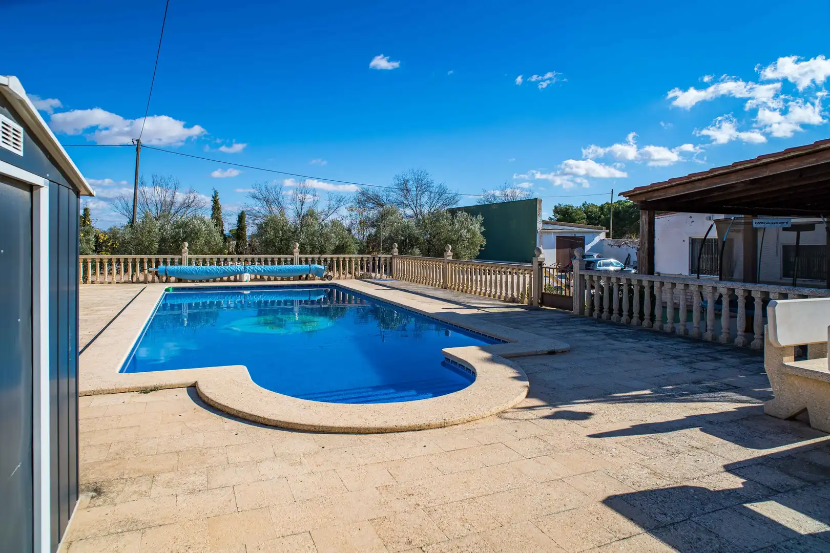 Piscina de Finca rústica en venda en Yecla