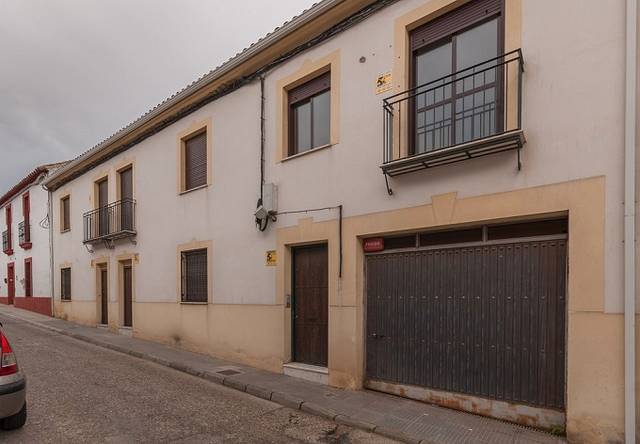 Garaje en Venta en CL ANTONIO MACHADO en Almodóvar del Río