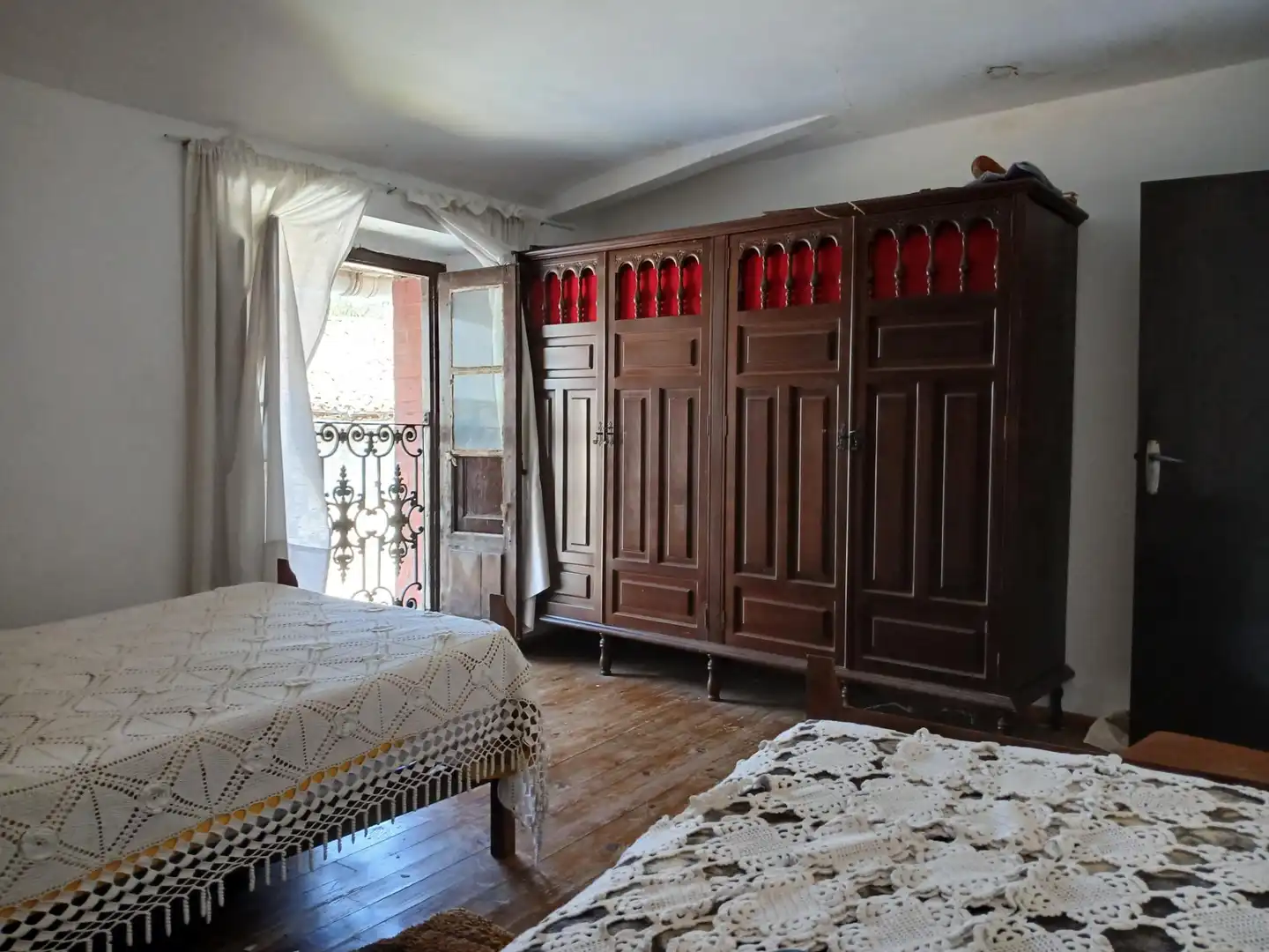 Country homes for sale in Arakil