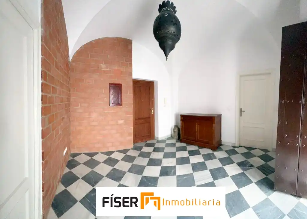 Appartamento con terrazza in vendita a Calle Tetuán, imagen 2