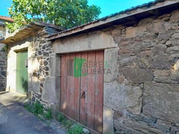 Casa con jardín en venta en Celanova