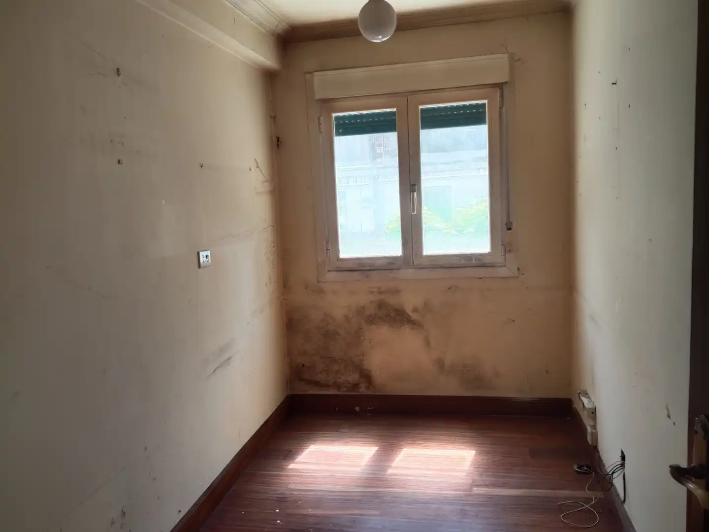 Piso en venta en Legazpi con Calefacción, Trastero y Balcón