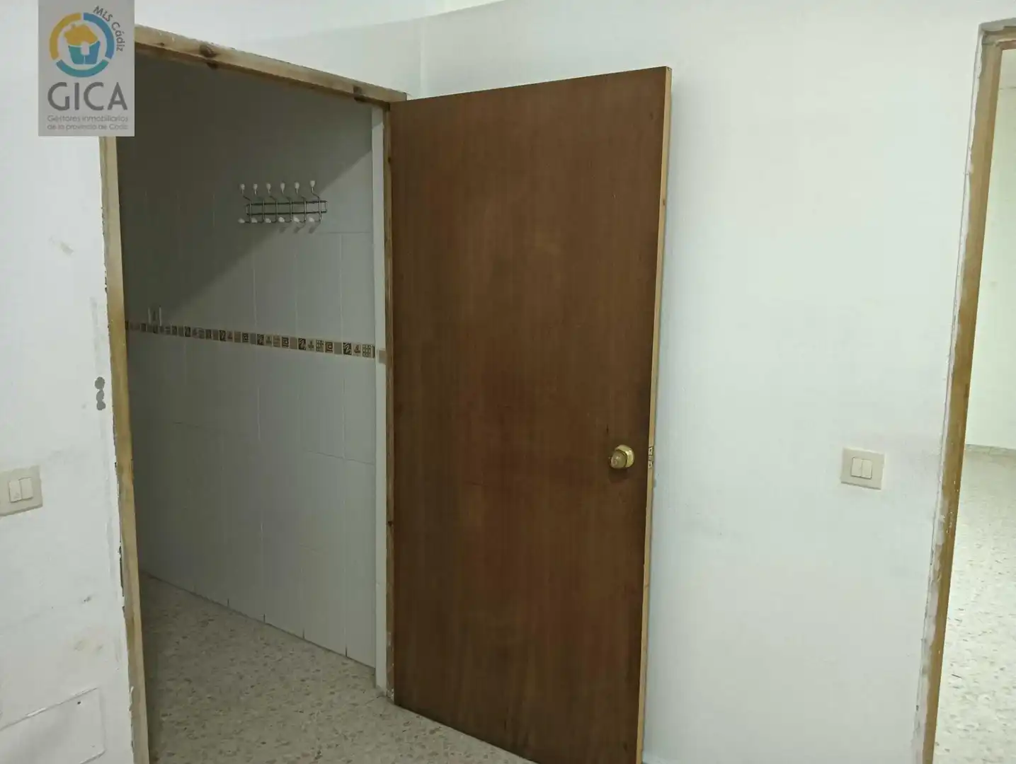Gewerbefläche zum Verkauf in Avenida Oceanía, imagen 13