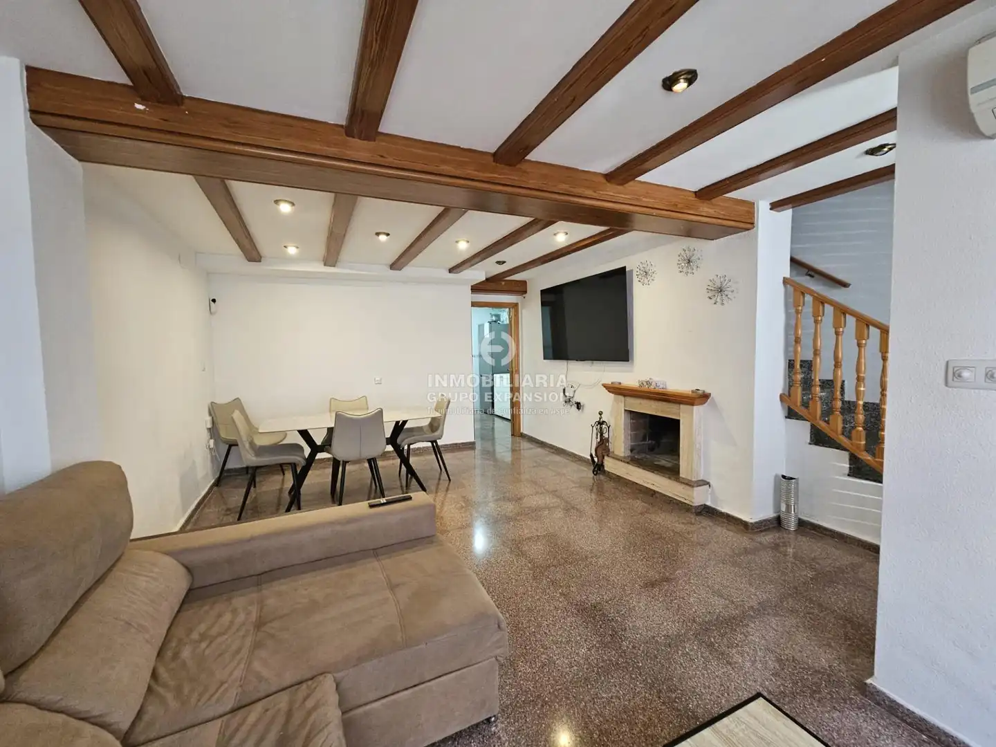 Houses for sale in Aspe  with Air Conditioner, Terrace and Storage room