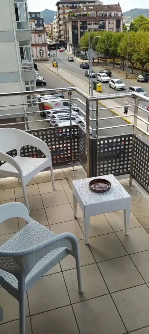 Terrasse von Wohnungen zur Miete in Vilagarcía de Arousa mit Terrasse, Abstellraum und Möbliert