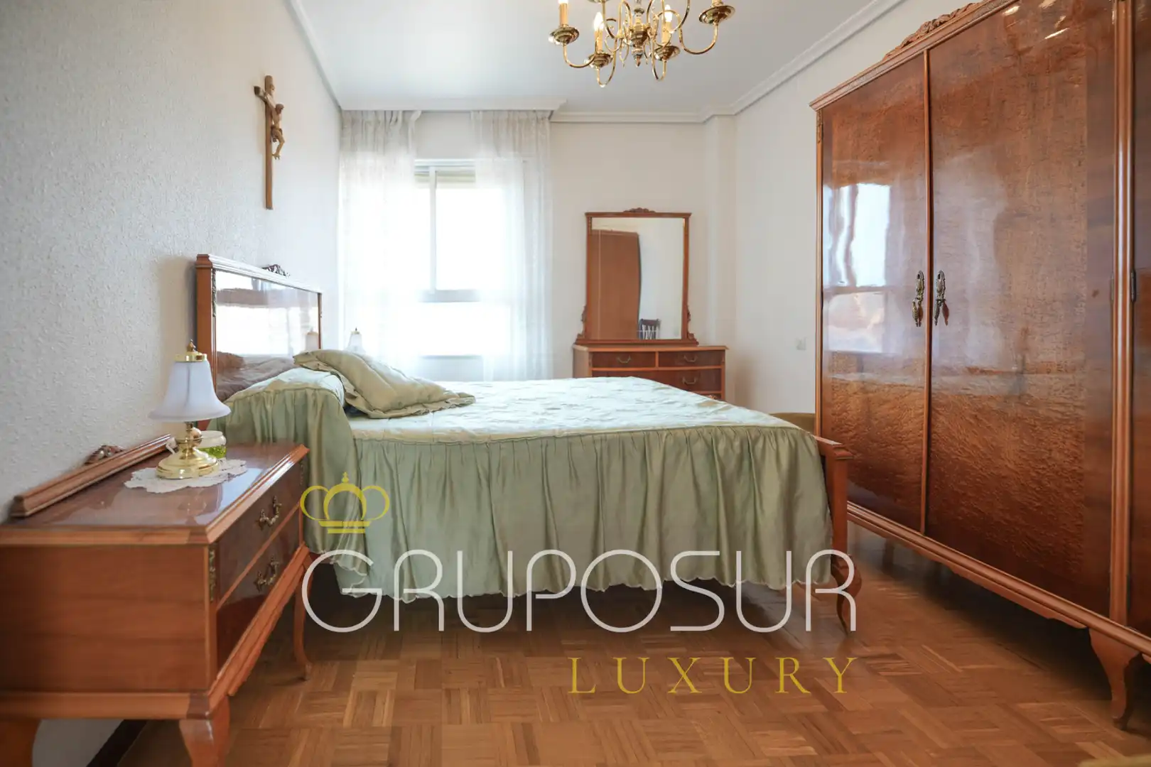 Schlafzimmer von Wohnung zum Verkauf in Valladolid mit Heizung, Privatgarten und Parkett