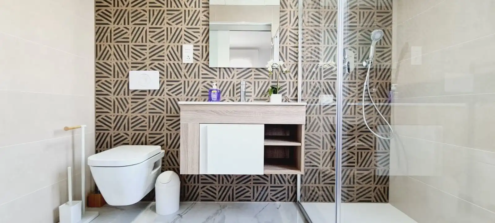 Baño de Ático en venta en Orihuela con Aire acondicionado, Terraza y Trastero