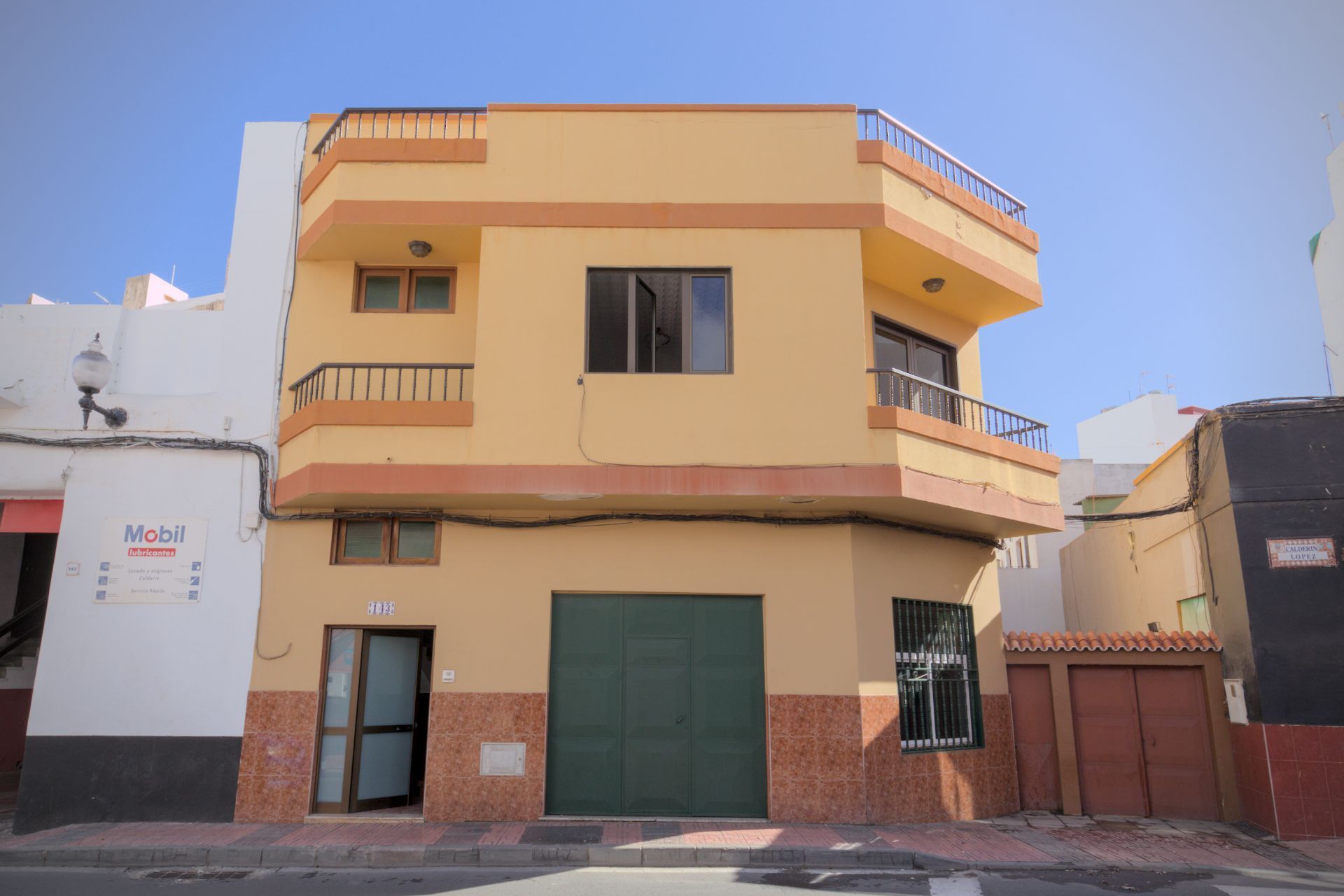 Exterior view of House or chalet for sale in Telde  with Terrace and Storage room