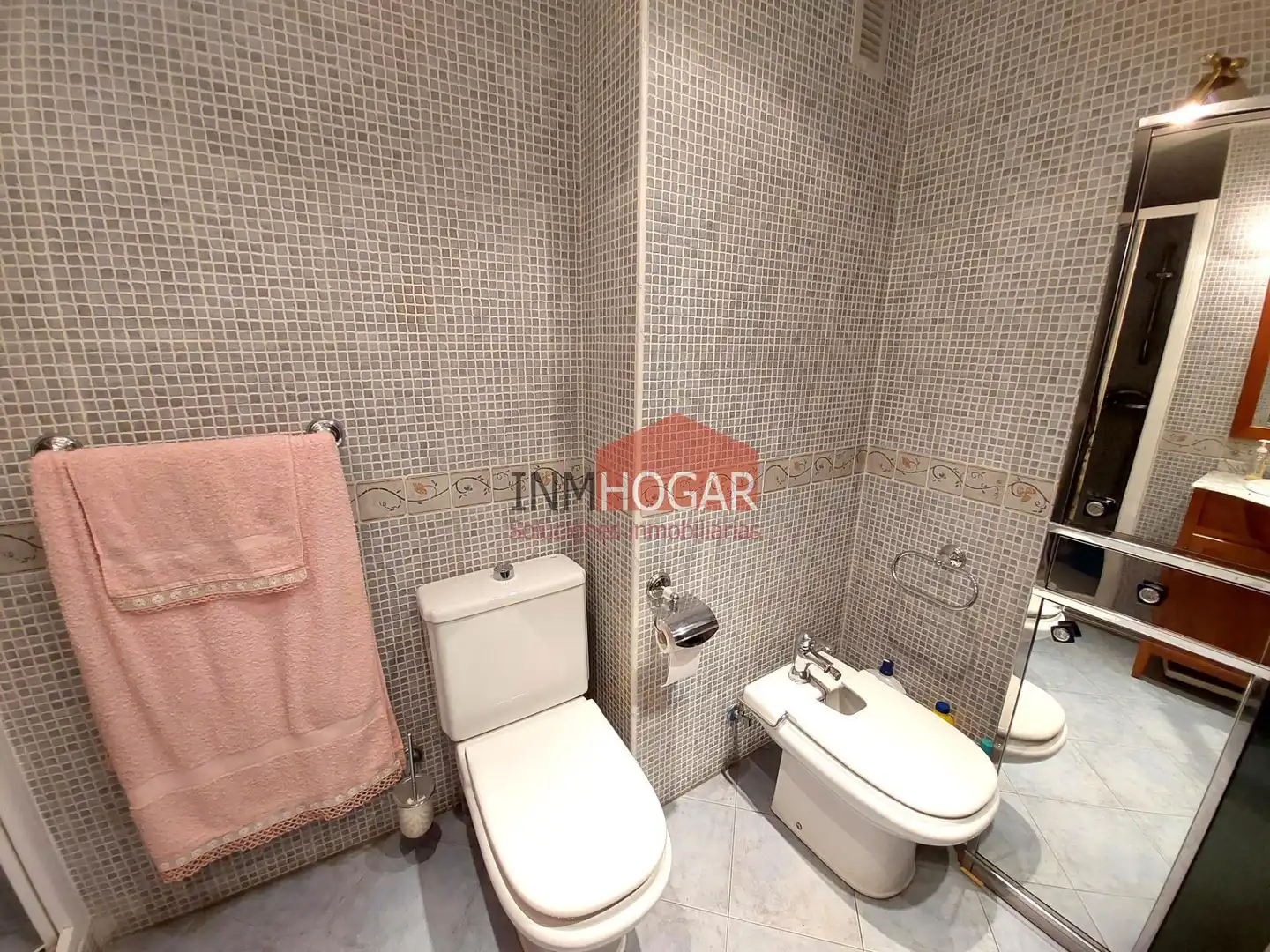 Baño de Piso en venta en Arévalo con Calefacción, Parquet y Amueblado