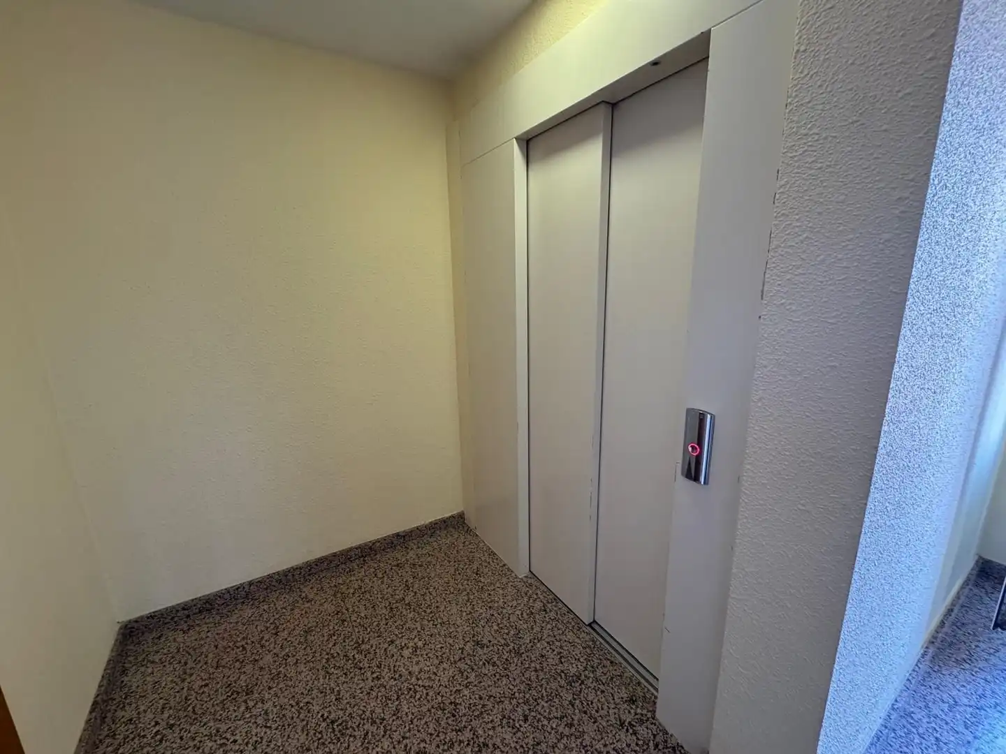 Piso en venta en La Puebla de Alfindén con Calefacción, Terraza y Trastero