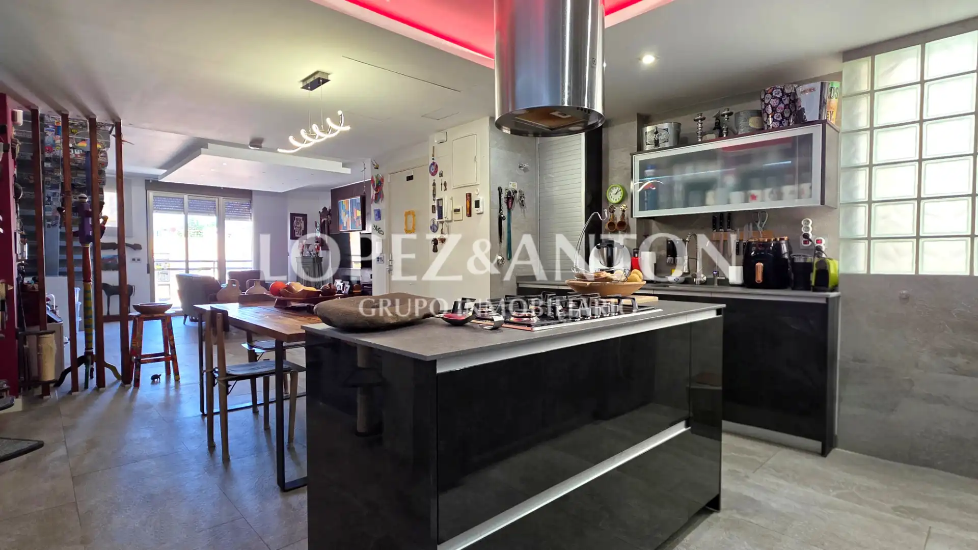 Cocina de Dúplex en venta en Pueblo